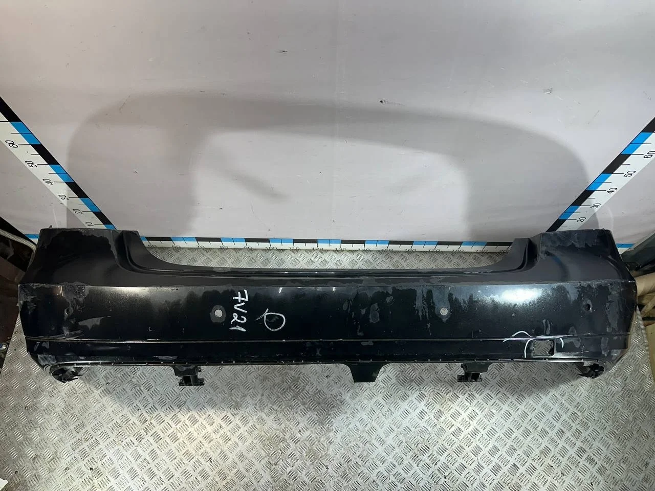[Б/У] Бампер задний (под парктрон, до 2013г) Mercedes W212 - нет одного крепления парктроника [Код: 00590892 ]
