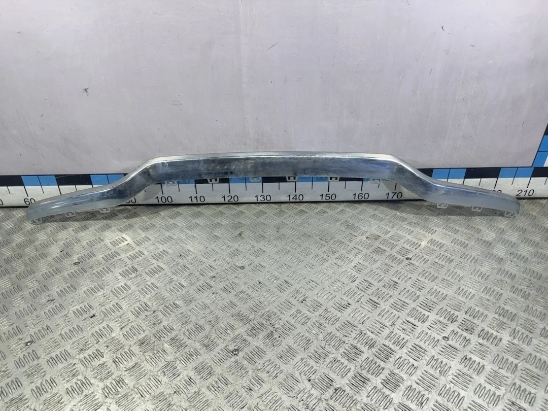 [Б/У] Накладка заднего бампера Mercedes GL166 ML166 - царапины, сломано три крепления [Незначительные дефекты] [Код: 00506040 ]