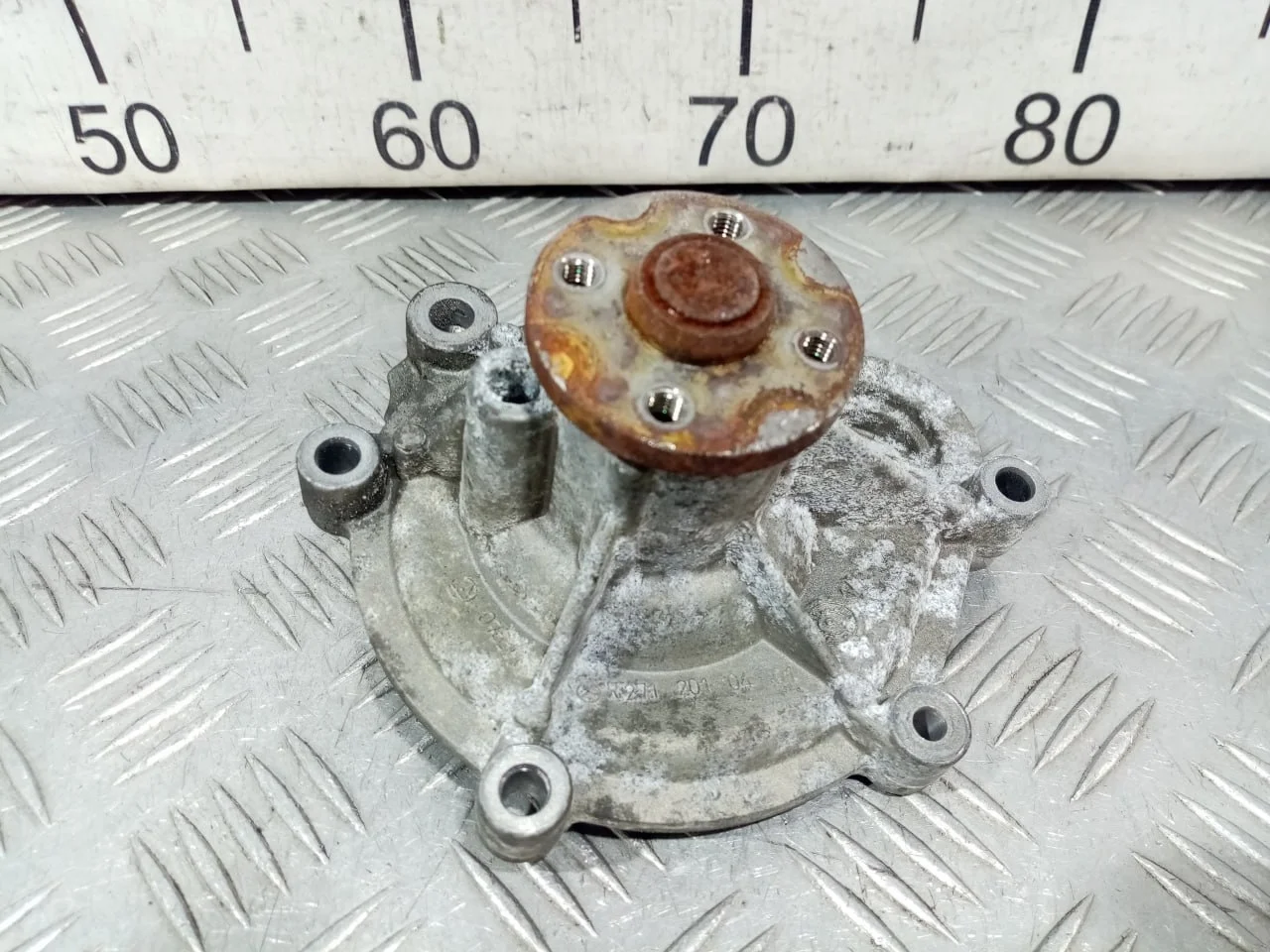 [Б/У] Насос водяной помпа om.271 [Код: 00590717 ]