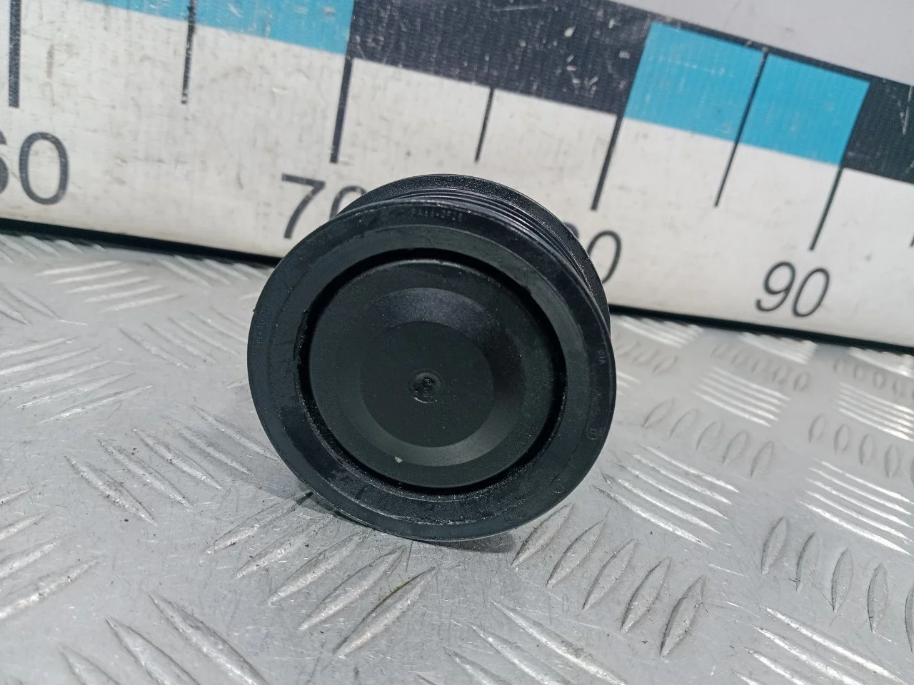 [Б/У] Ролик промежуточный [Код: 00591304 ]