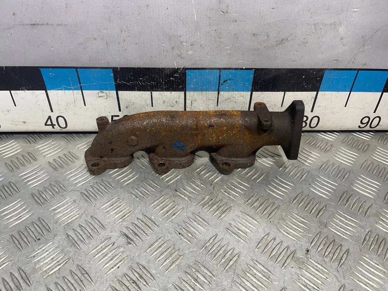 [Б/У] Коллектор выпускной правый [Код: 00590840 ]