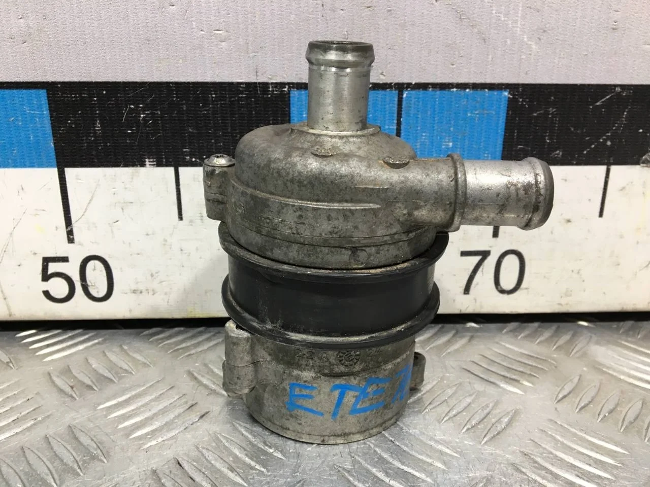 [Б/У] Насос системы охлаждения [Код: 00587728 ]