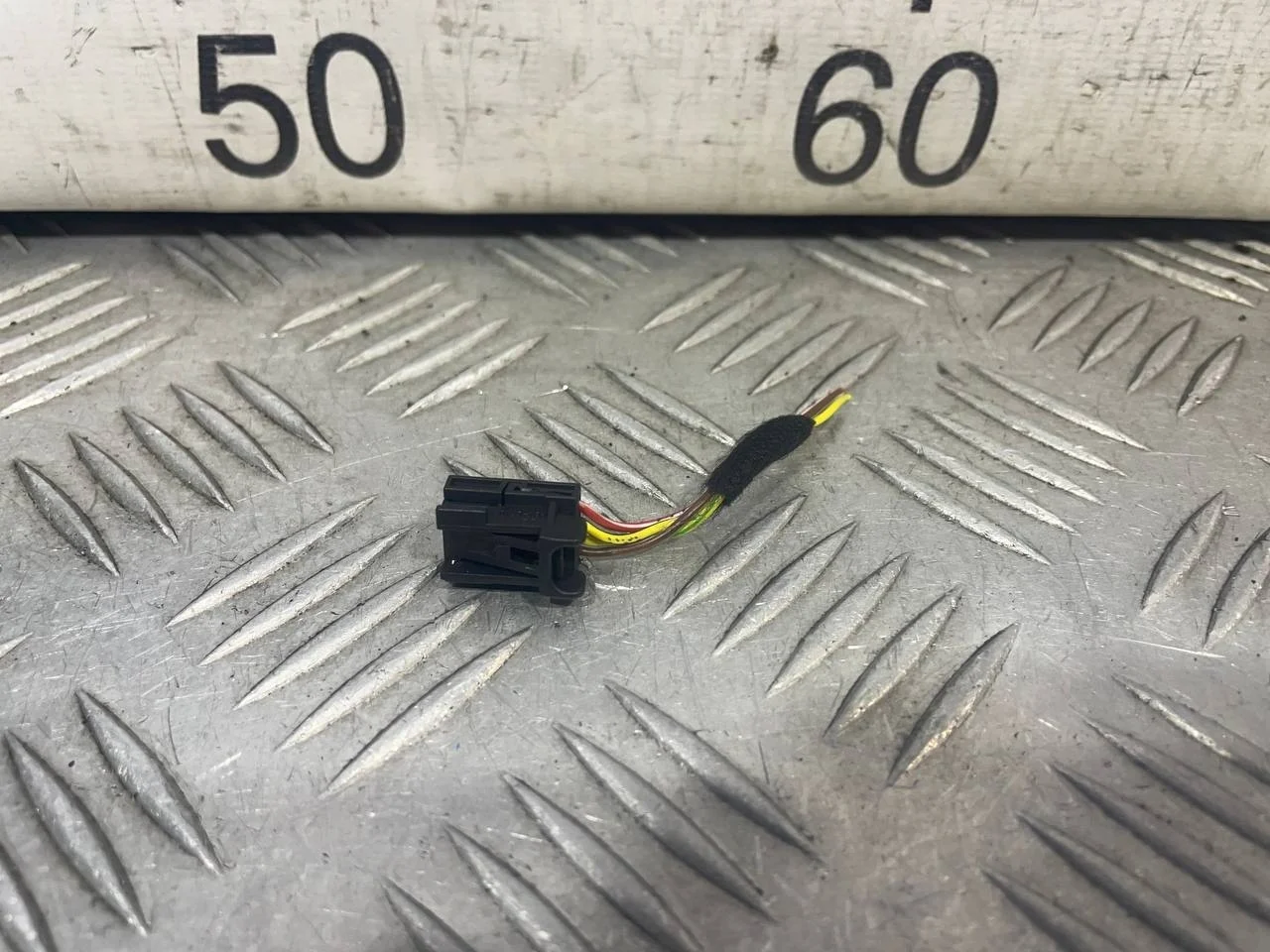 [Б/У] Разьем 4-pin VAG [Код: 00586794 ]