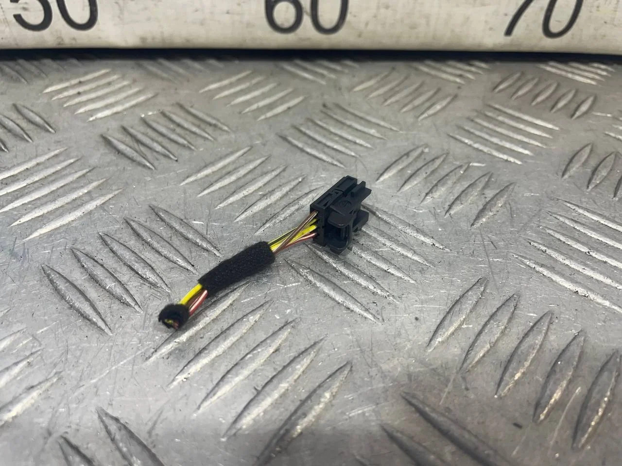 [Б/У] Разьем 4-pin VAG [Код: 00586795 ]