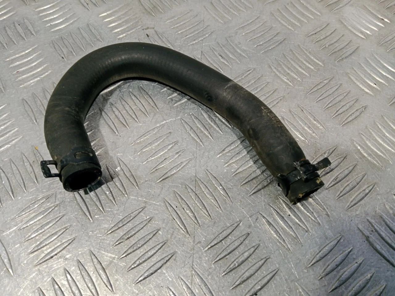 [Б/У] Шланг системы охлаждения [Код: 00589675 ]