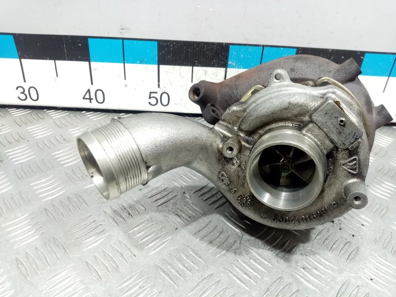 [ЧАСТЬ Б/У] Турбина - (Состояние: без сервопривода , незначительный осевой люфт) [ХОРОШЕЕ] [Код: 00509325 ]