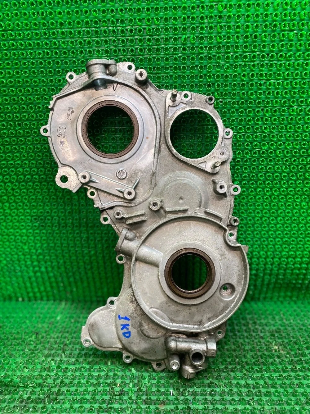 Крышка двигателя передняя Toyota 1KD / 1KDFTV Land Cruiser Prado 150 (2009—2013) В наличии