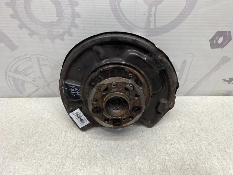 Кулак задний левый Mercedes-benz 2008 W211