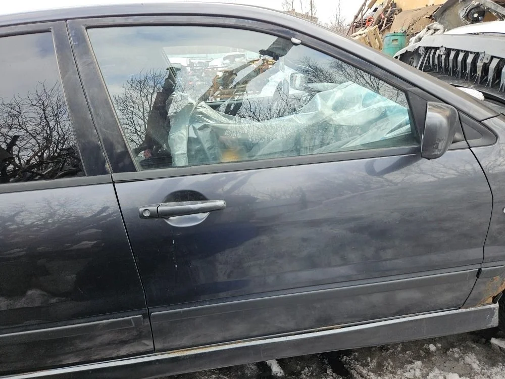 Дверь передняя правая для Mitsubishi Lancer IX