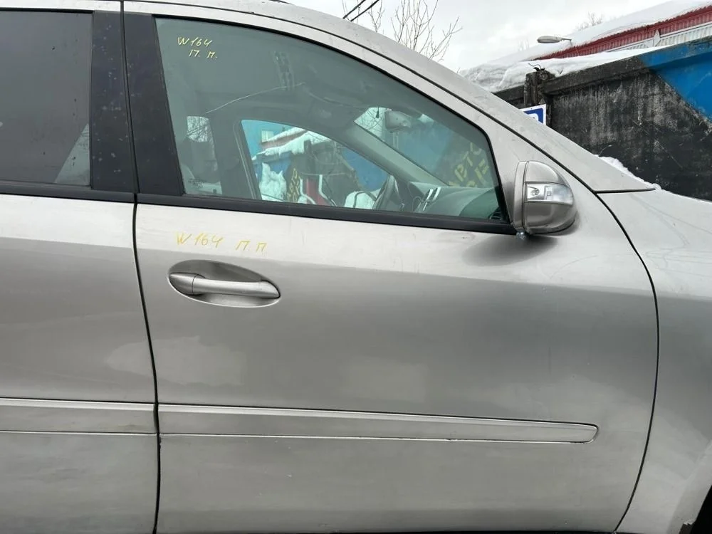 Дверь передняя правая Mercedes M-Class W164