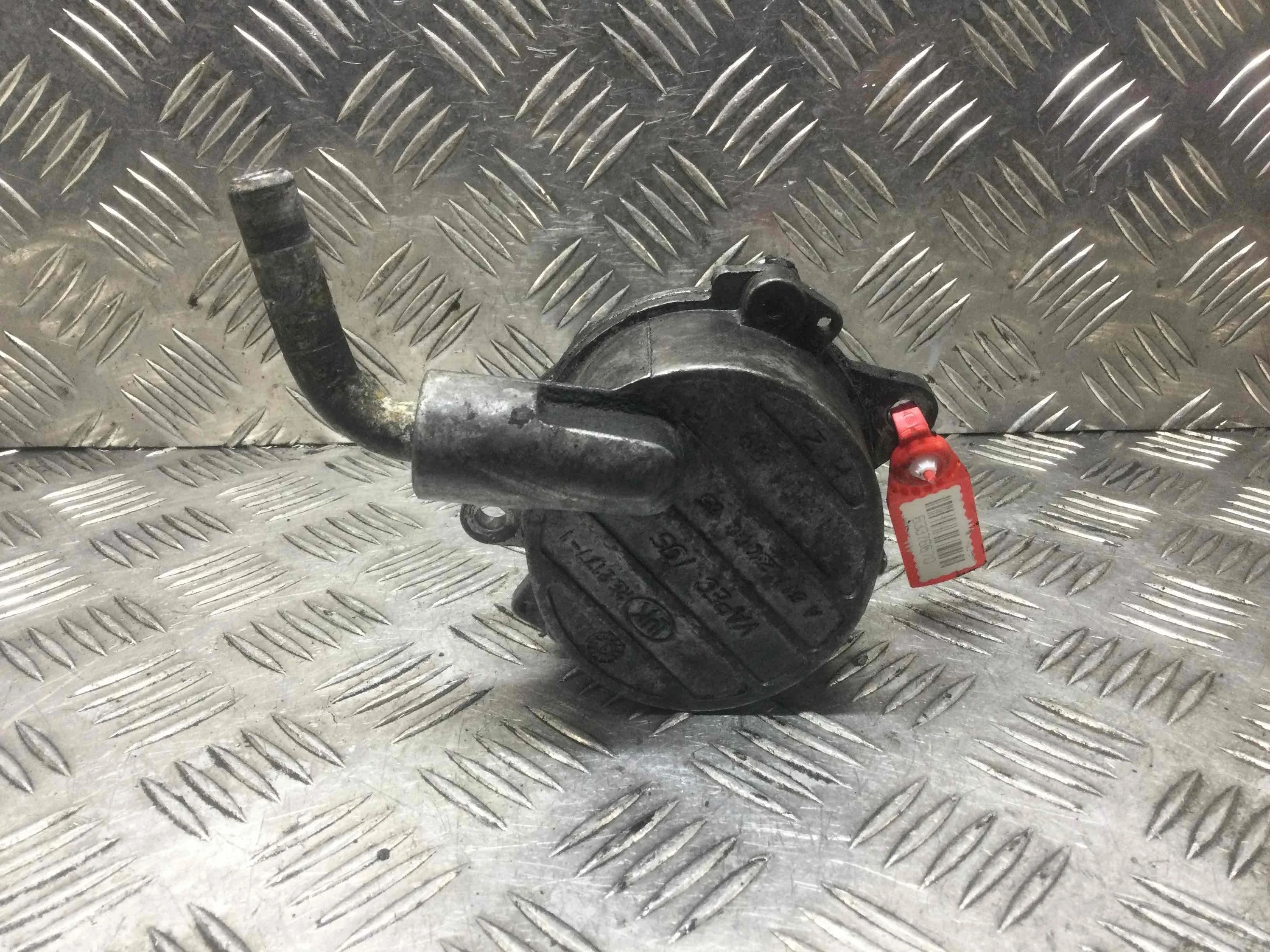 Насос вакуумный Mercedes C-klasse W203/S203/CL203 (2000-2004) дизель 2.2 CDI Механика Седан