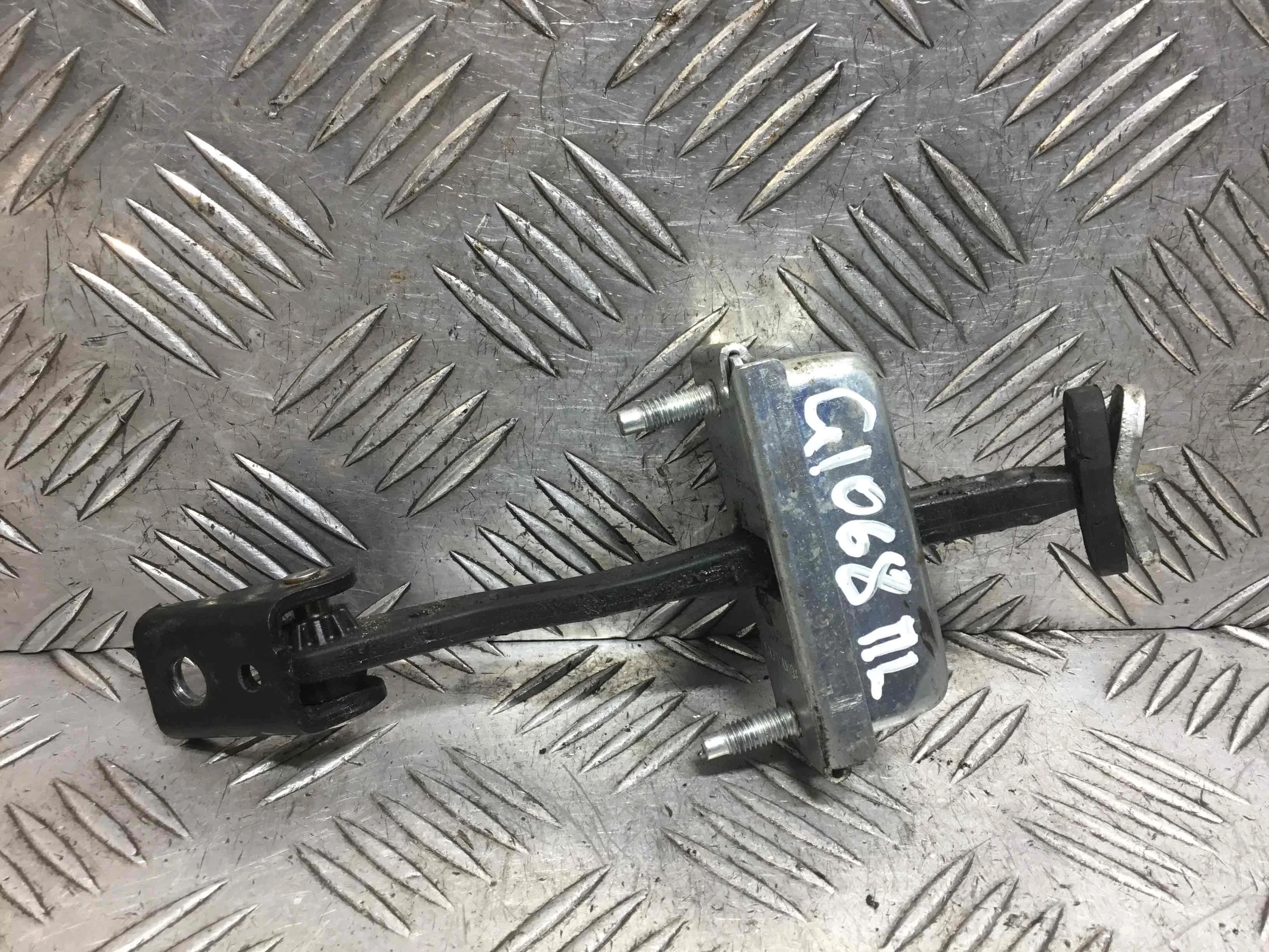 Ограничитель открывания двери Ford C-MAX 1 поколение (2003-2007) бензин 1.8 i Механика Минивэн