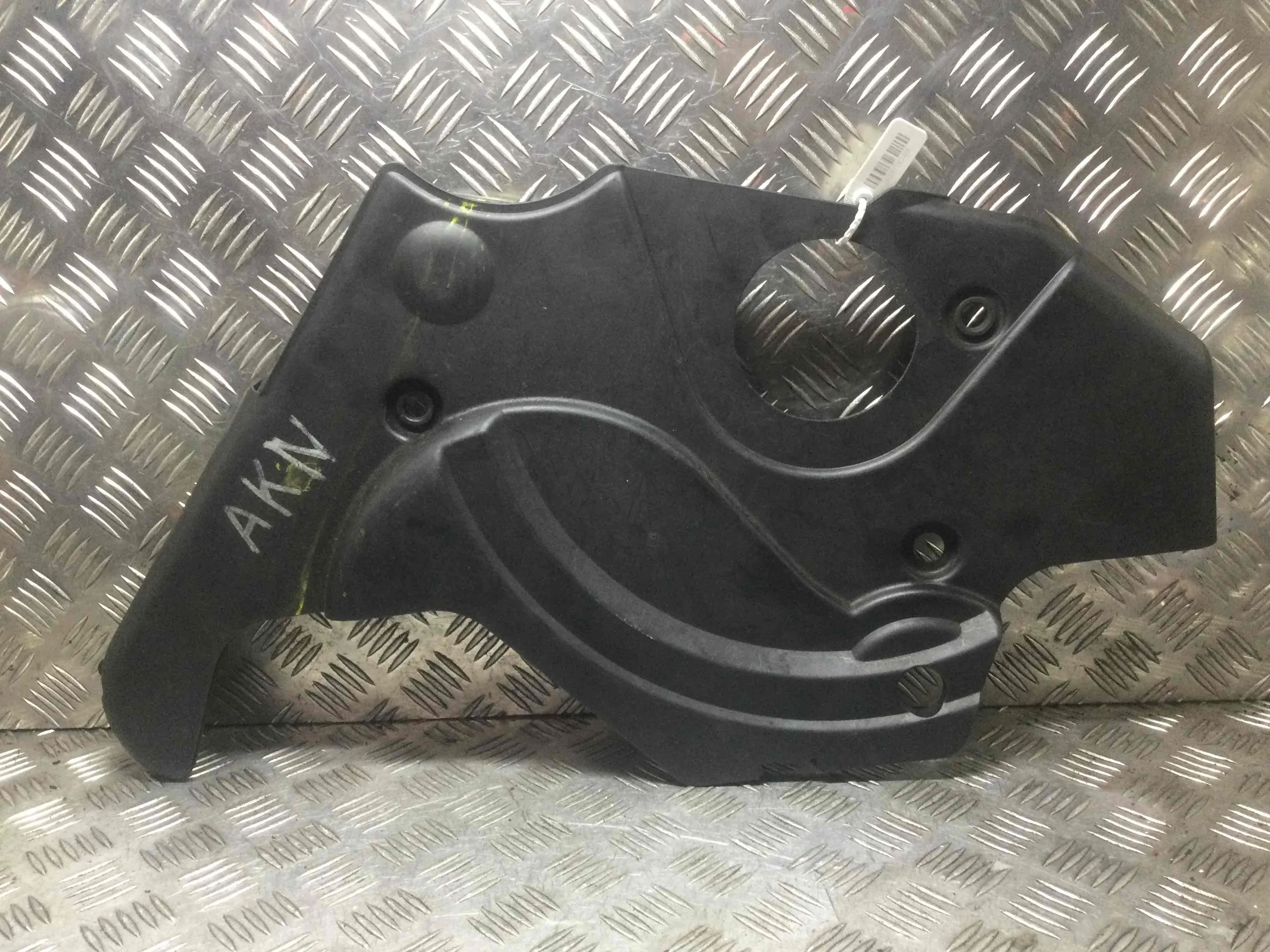 Защита (кожух) ремня ГРМ Volkswagen Passat B5+ [рестайлинг] (2000-2005) дизель 2.5 TDI Механика Седан