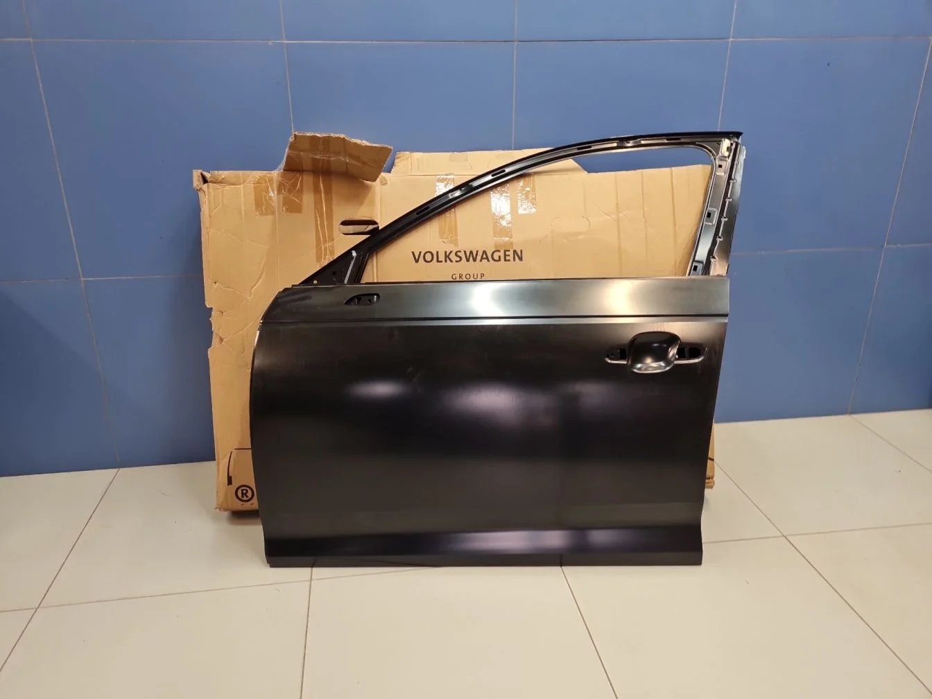 Дверь левая передняя для Audi A4 B9 2015-