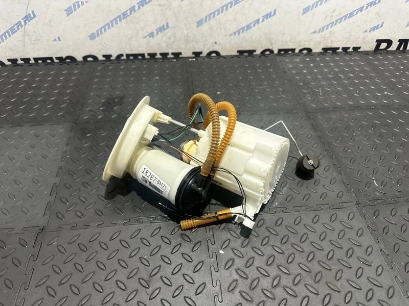 Топливный насос Bmw 750Li 2013 16117243975 F02 N63B44B