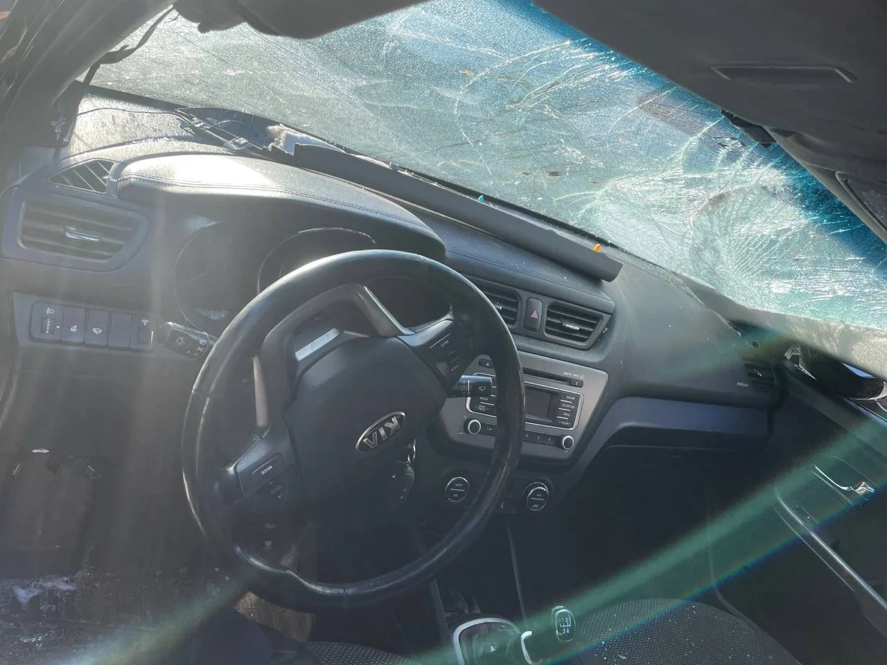 Продажа Kia Rio 1.6 (123Hp) (G4FC) FWD MT по запчастям