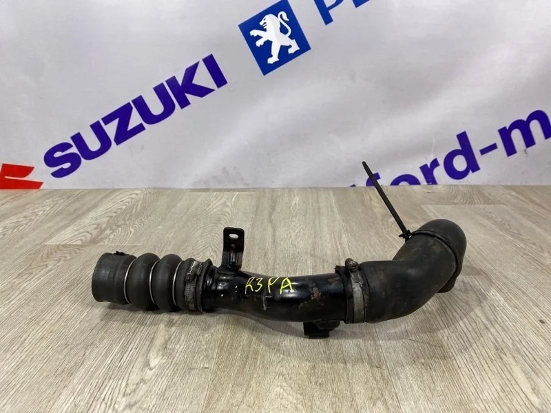 Патрубок интеркуллера FORD TOURNEO CONNECT 2009