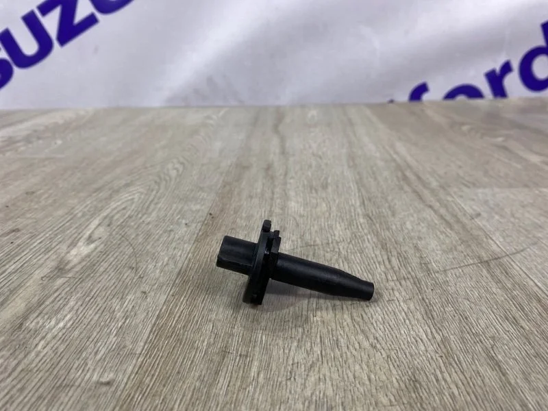 Кронштейн радиатора FORD MONDEO 4 2009 BE