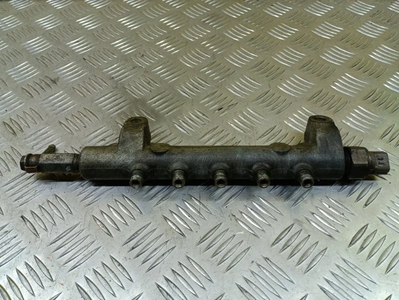 Топливная рампа Nissan Pathfinder (R51M) 2004-2013 2008 17520EB305 ВНЕДОРОЖНИК 2.5 D YD25DDTI