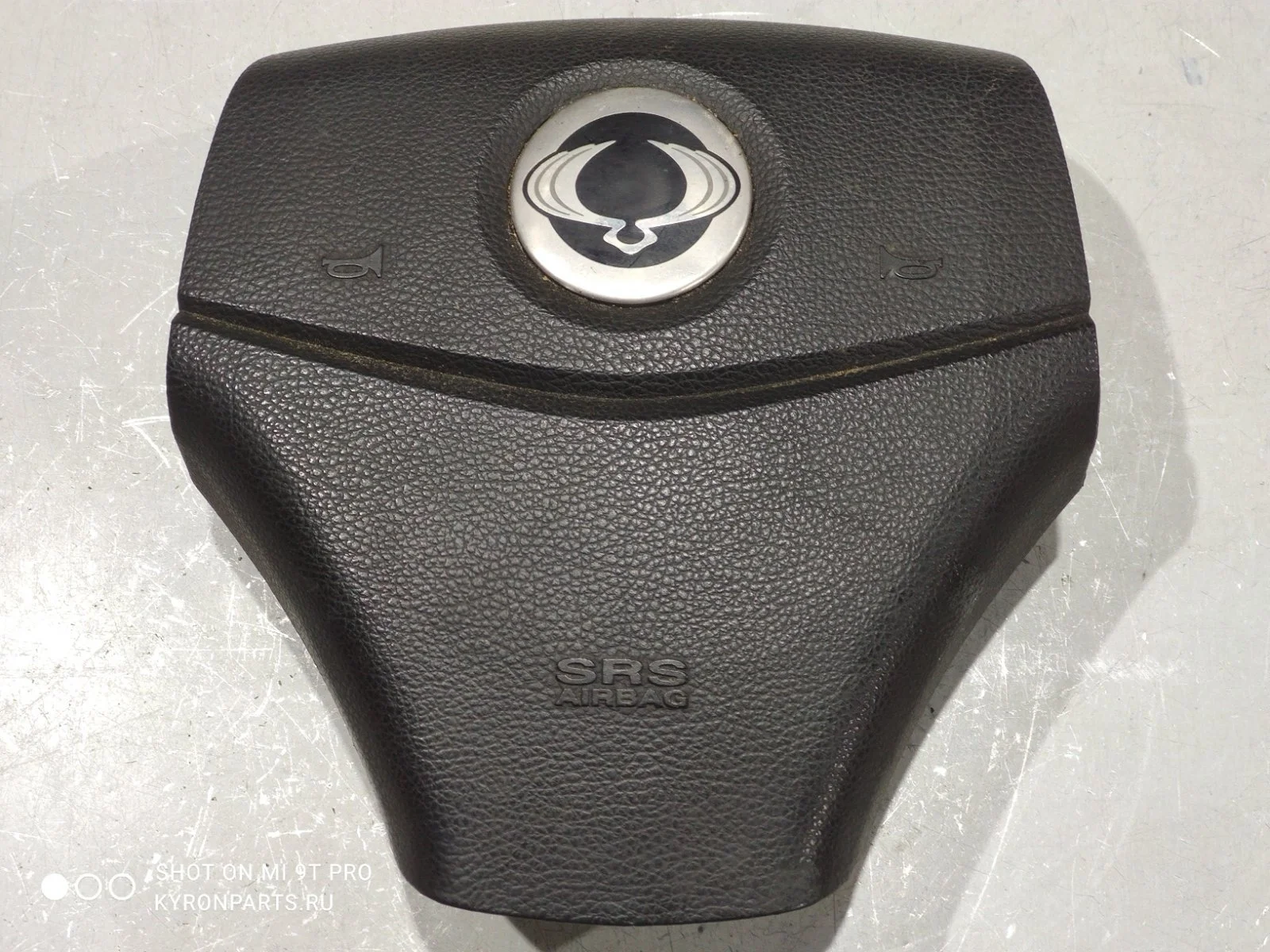 Подушка безопасности airbag водителя SsangYong Actyon 2012 C200