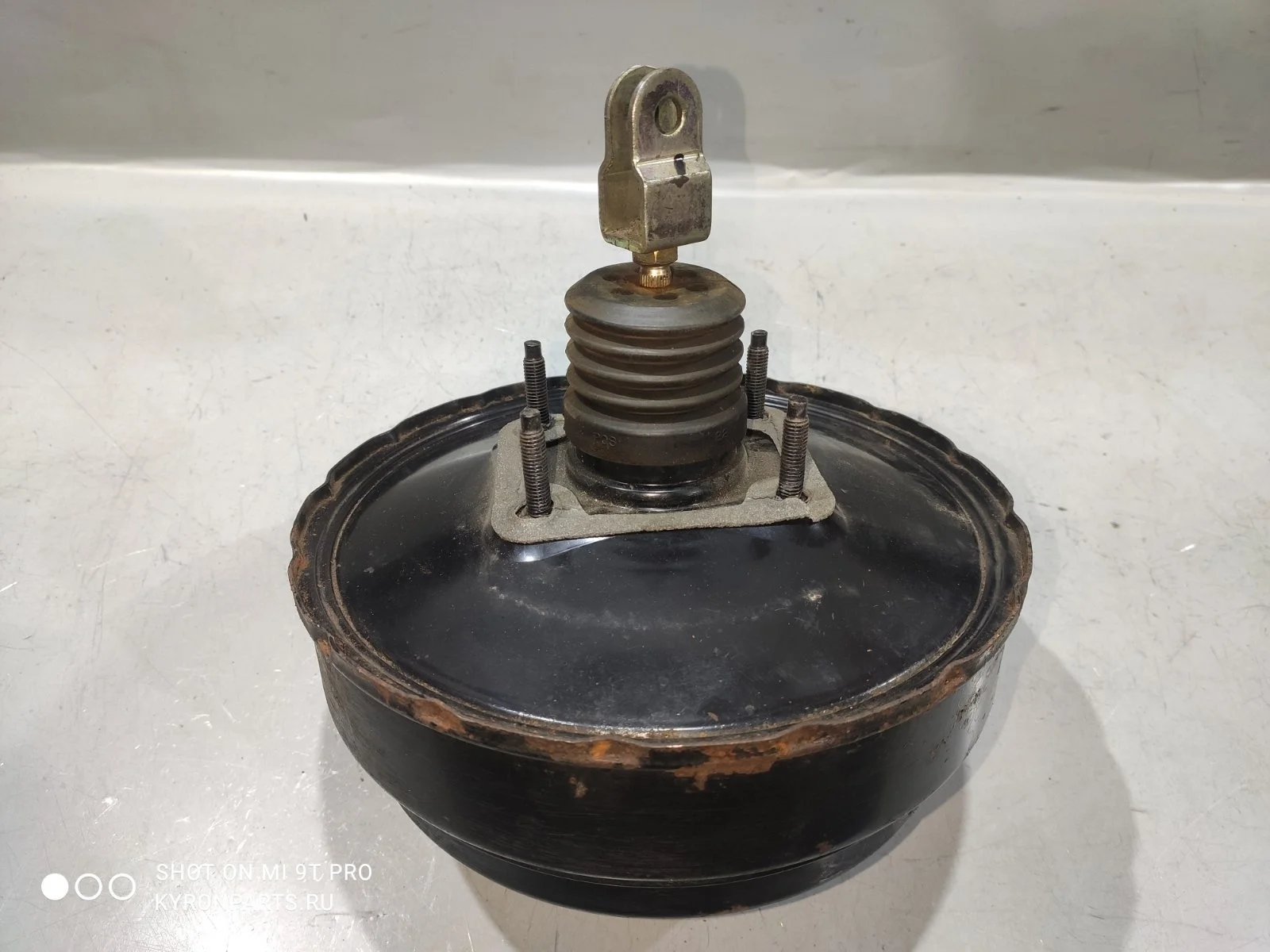 Усилитель тормозов вакуумный Ssangyong Kyron