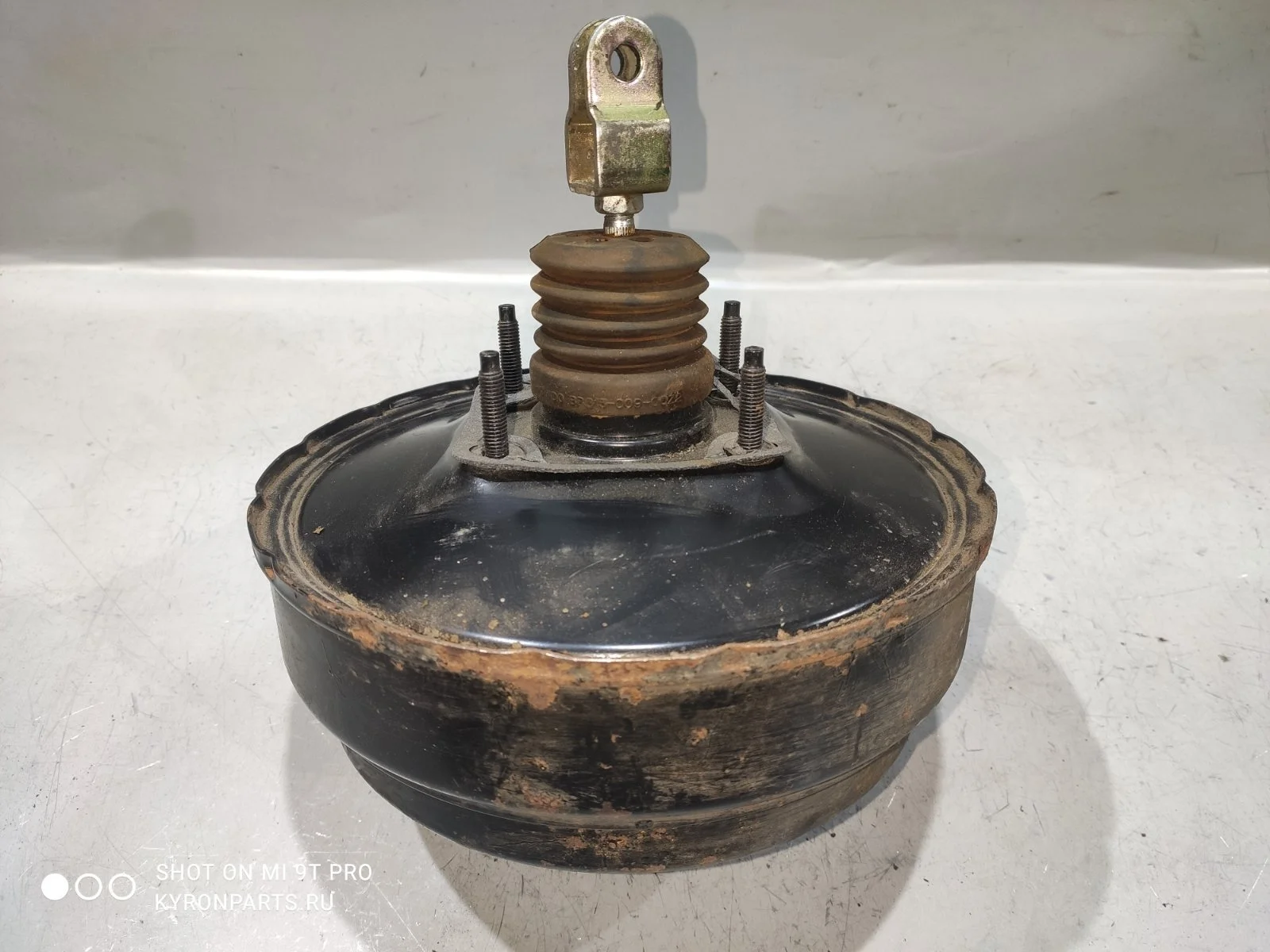 Усилитель тормозов вакуумный Ssangyong Kyron