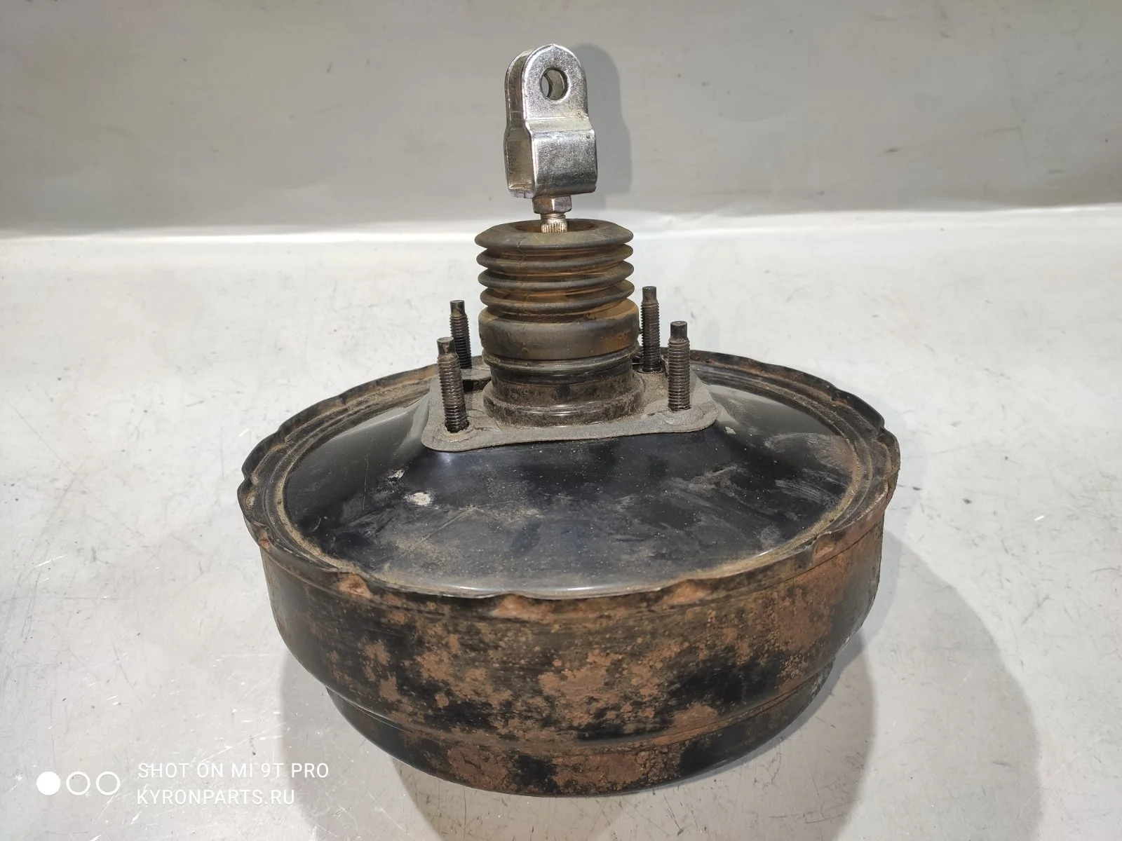 Усилитель тормозов вакуумный Ssangyong Kyron