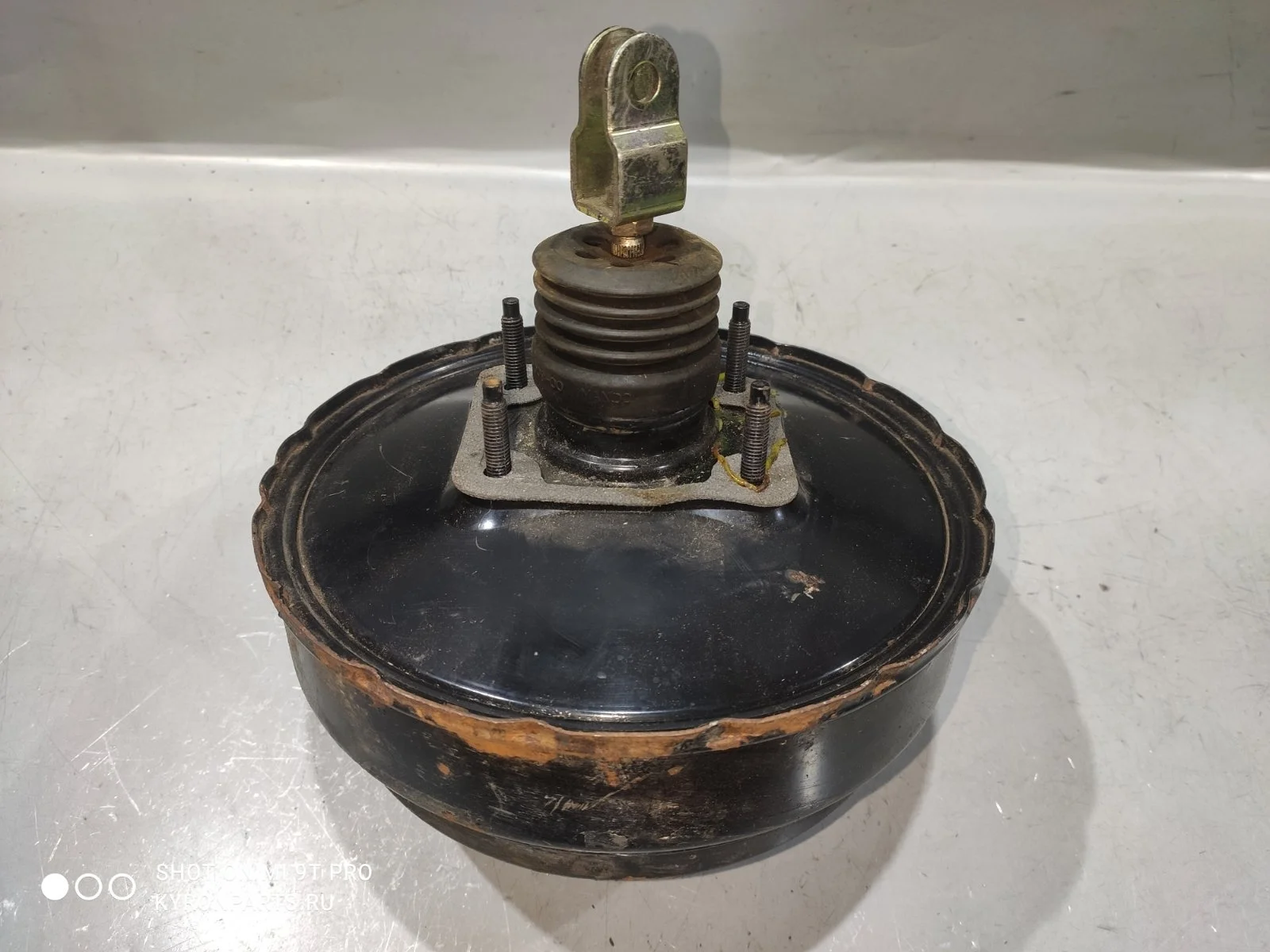 Усилитель тормозов вакуумный Ssangyong Kyron