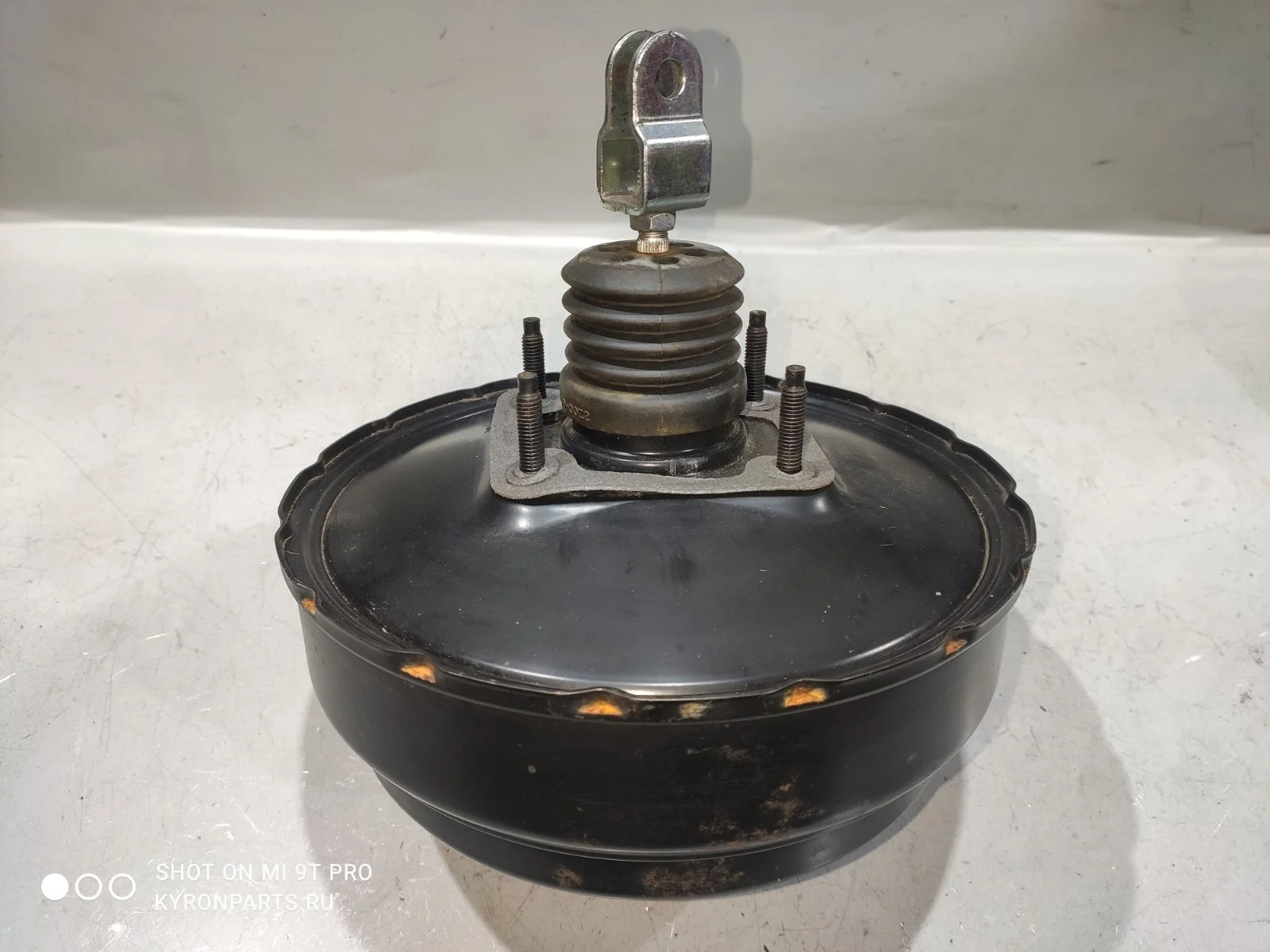 Усилитель тормозов вакуумный Ssangyong Kyron