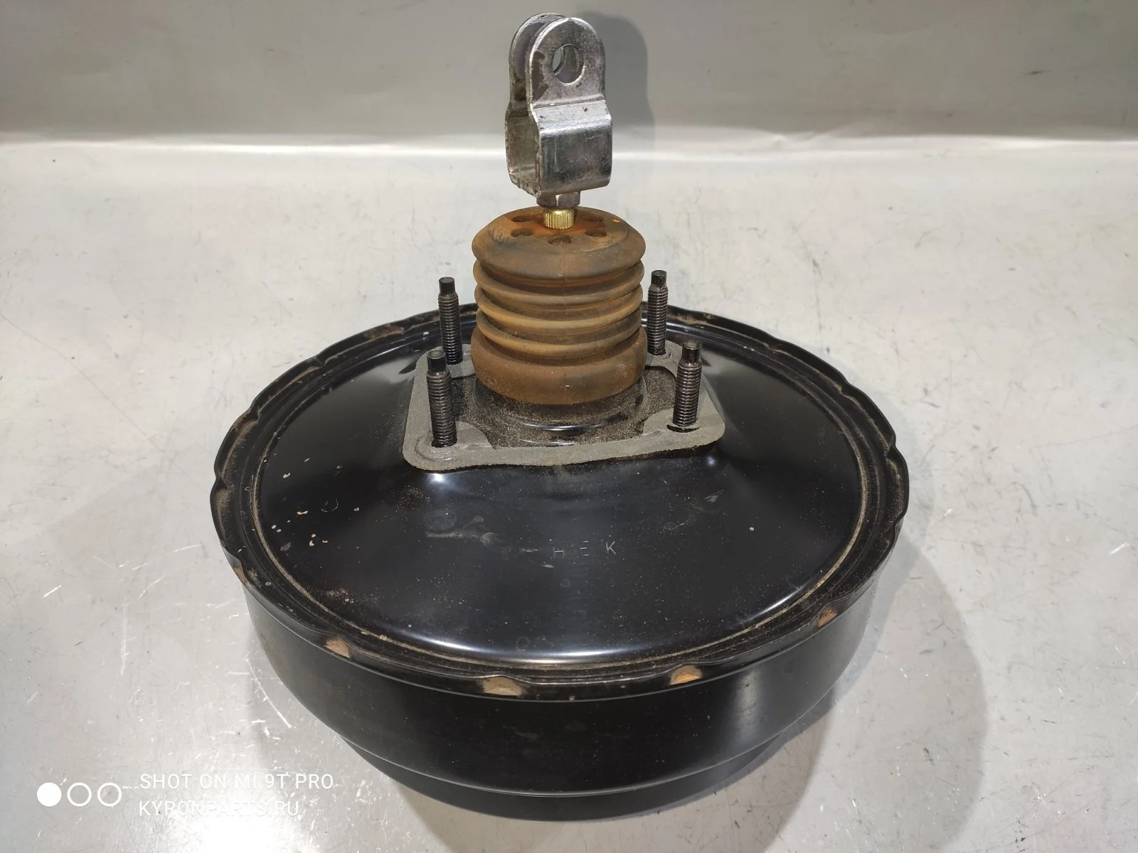 Усилитель тормозов вакуумный Ssangyong Kyron