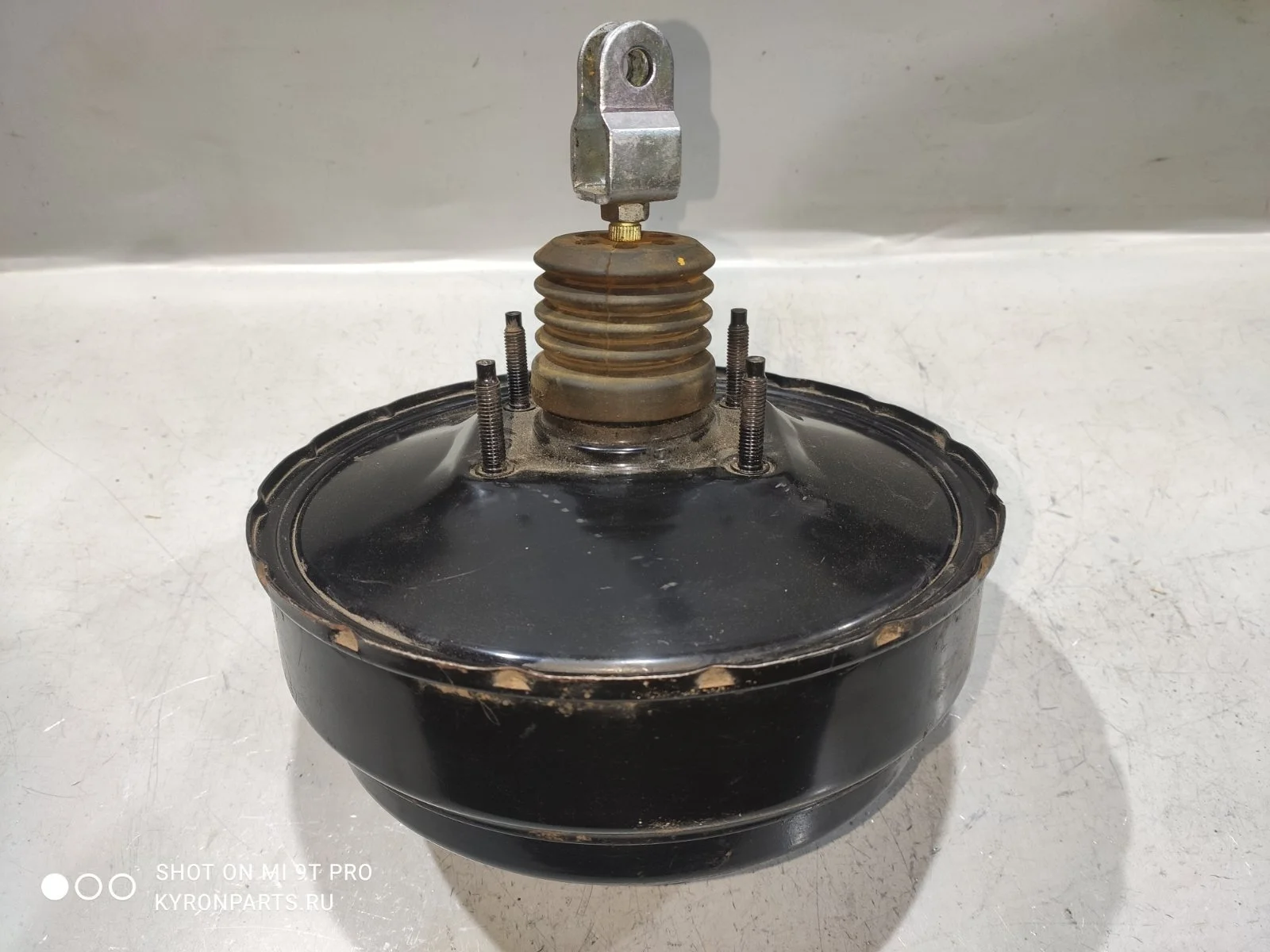 Усилитель тормозов вакуумный Ssangyong Kyron