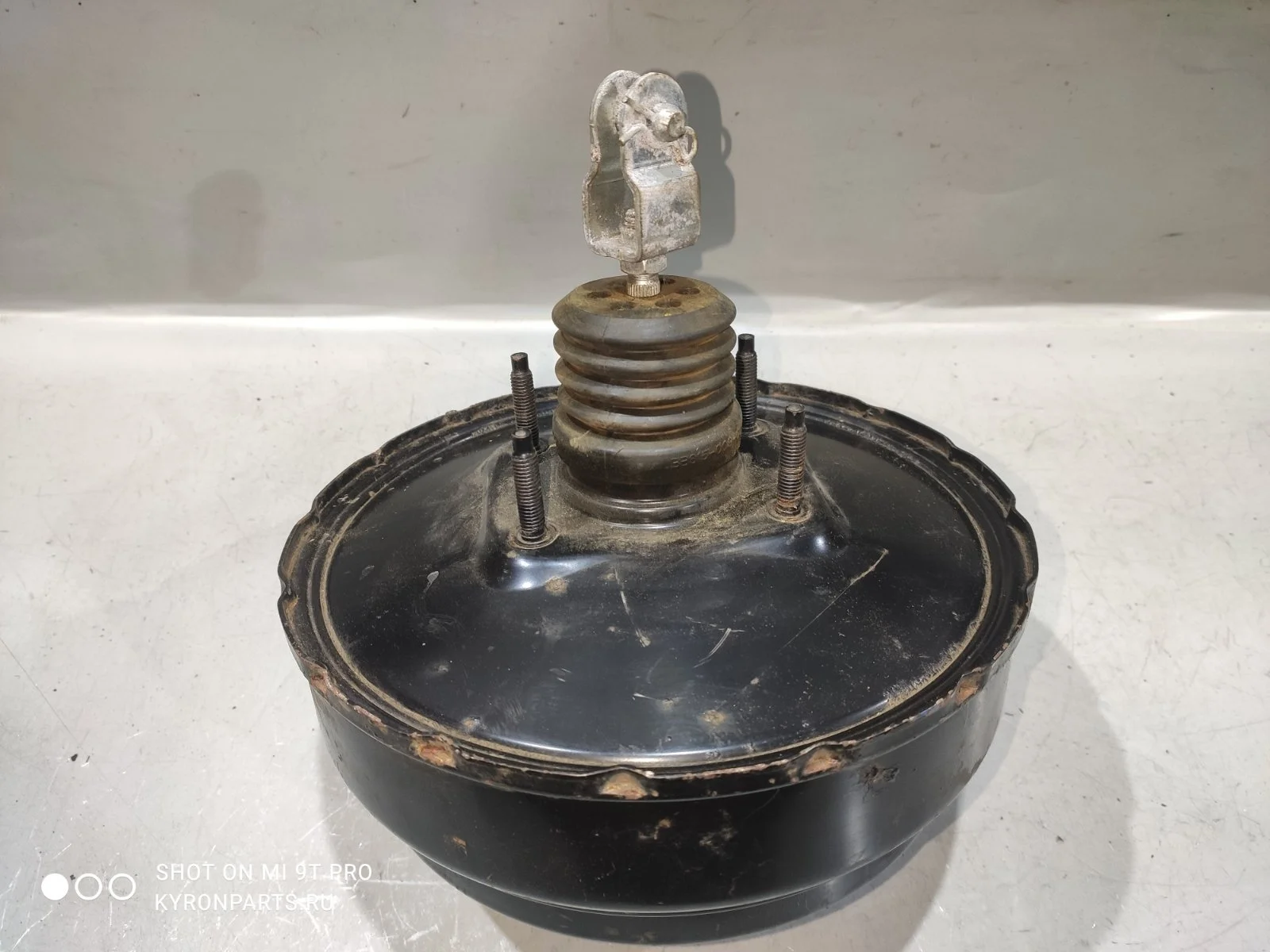 Усилитель тормозов вакуумный Ssangyong Actyon Sports