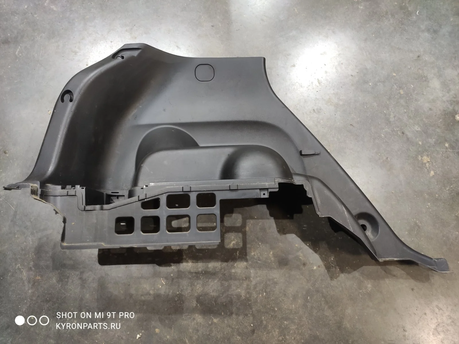 Обшивка багажного отсека SsangYong Actyon 2012 C200