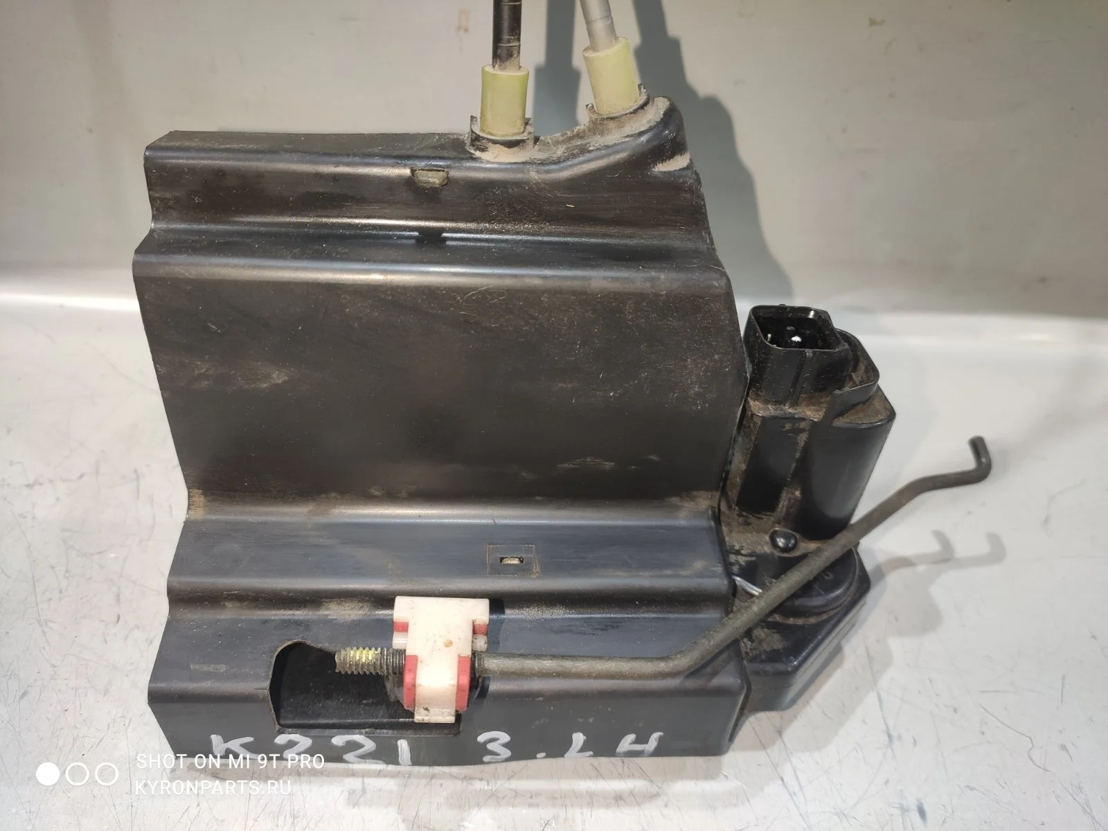 Замок двери SsangYong Kyron 2007 D100