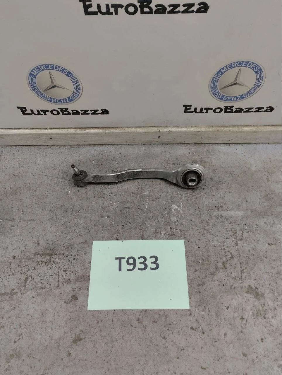Рычаг передний верхний левый Mercedes W211