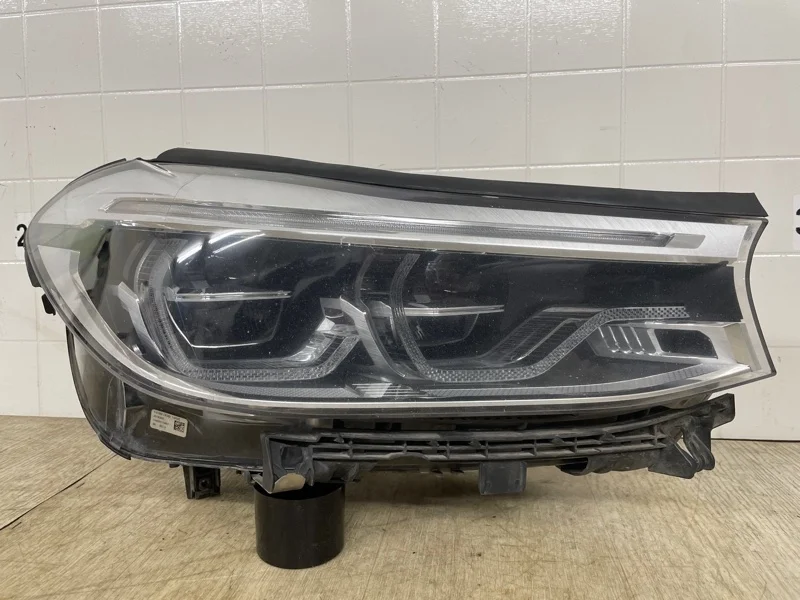 ФАРА BMW 6 2017 2018 2019 2020 63117461884 G32, правая