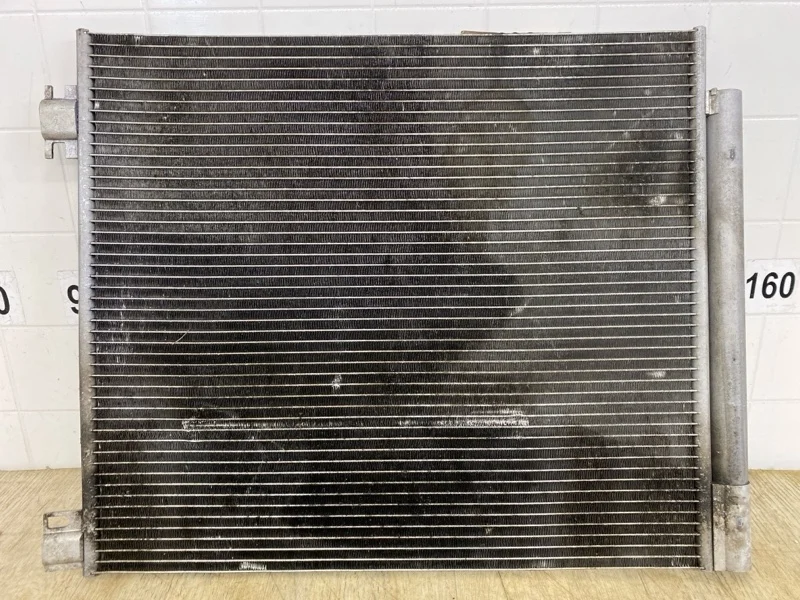 Радиатор кондиционера NISSAN QASHQAI 2013 2014 2015 2016 2017 2018 2019 2020 2021 2022 921006951R