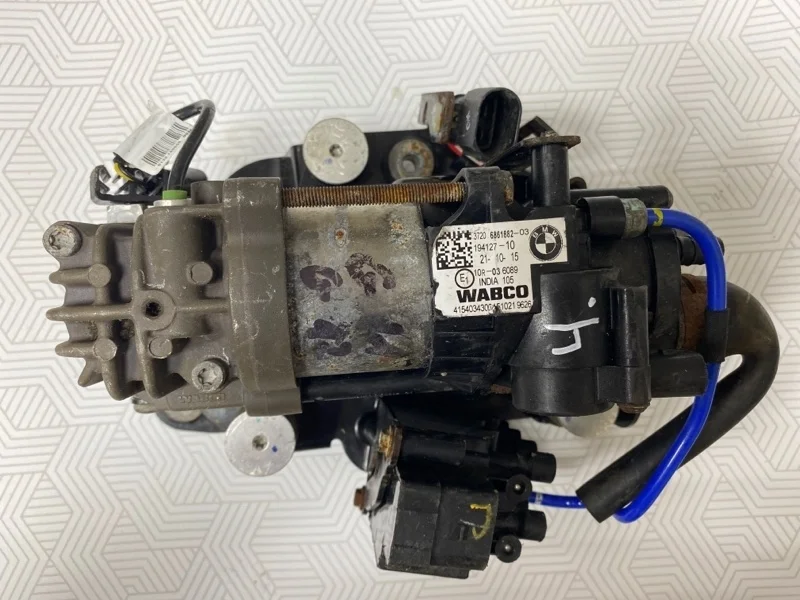 Компрессор пневмоподвески BMW 7-Series 2016 G11