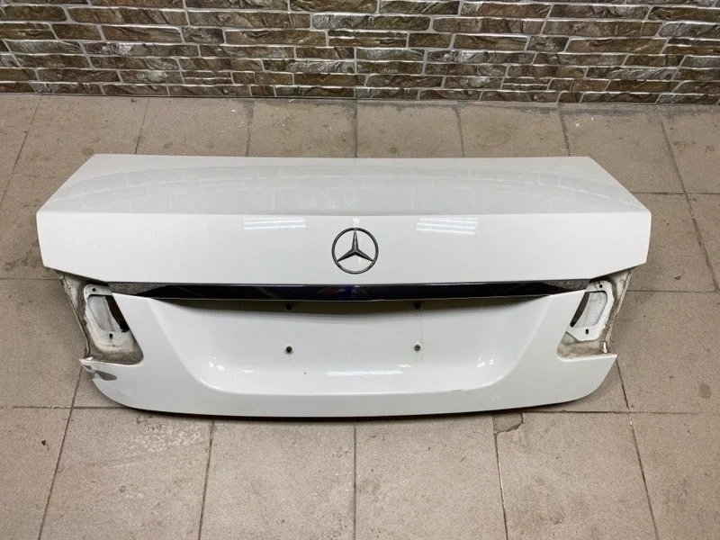 Крышка багажника Mercedes-Benz -Class 2012 W212