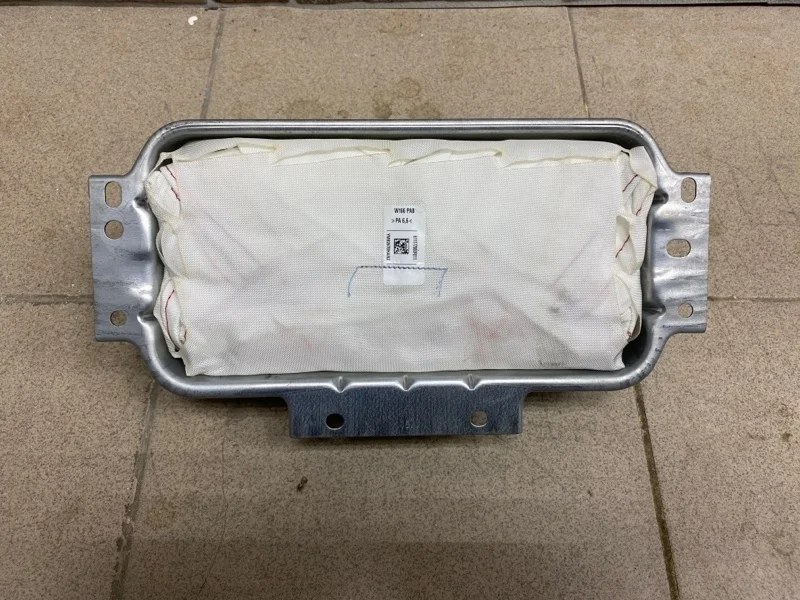 Подушка безопасности пассажира Mercedes-Benz -Class 2013 W166