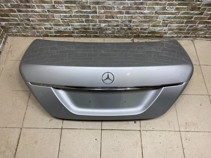 Крышка багажника Mercedes-Benz -Class 2009 W221