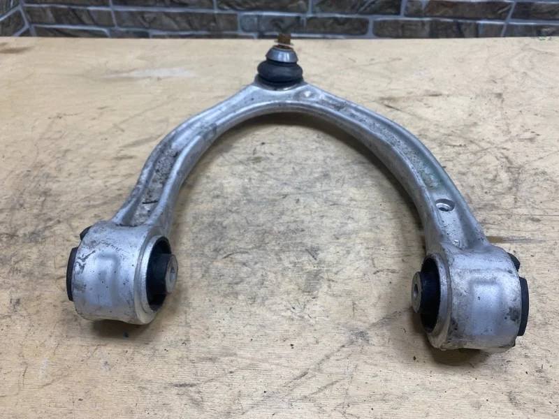 Рычаг подвески верхний Mercedes-Benz -class 2017 W205