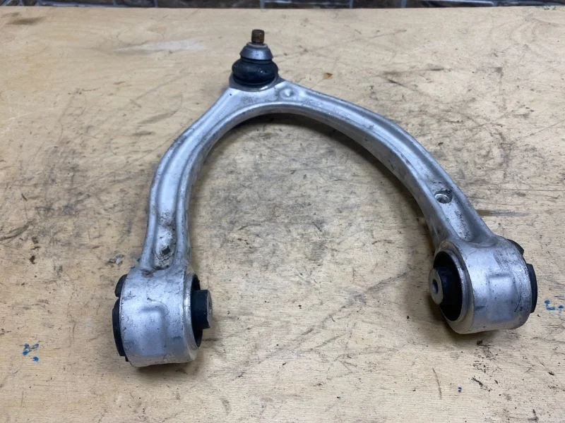 Рычаг подвески верхний Mercedes-Benz -class 2017 W205