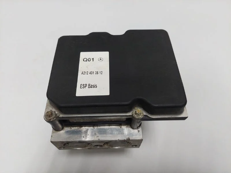 Блок abs Mercedes-Benz -Class 2012 W212