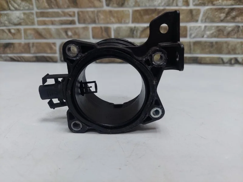 Расходомер воздуха Mercedes-Benz -class 2013 W204