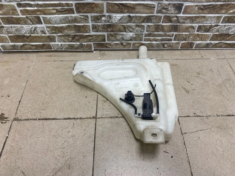 Бачок стеклоомывателя Audi Q7 2013 4L