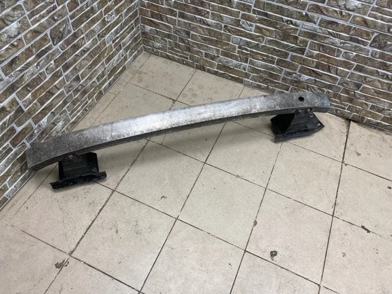 Усилитель бампера Mercedes-Benz -Class 2009 W221