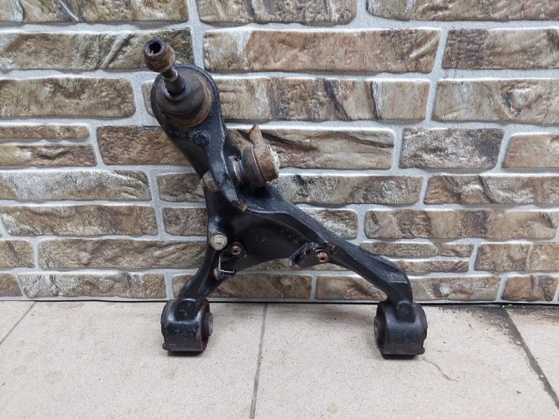 Рычаг подвески верхний Land Rover Range Sport 2008 L320