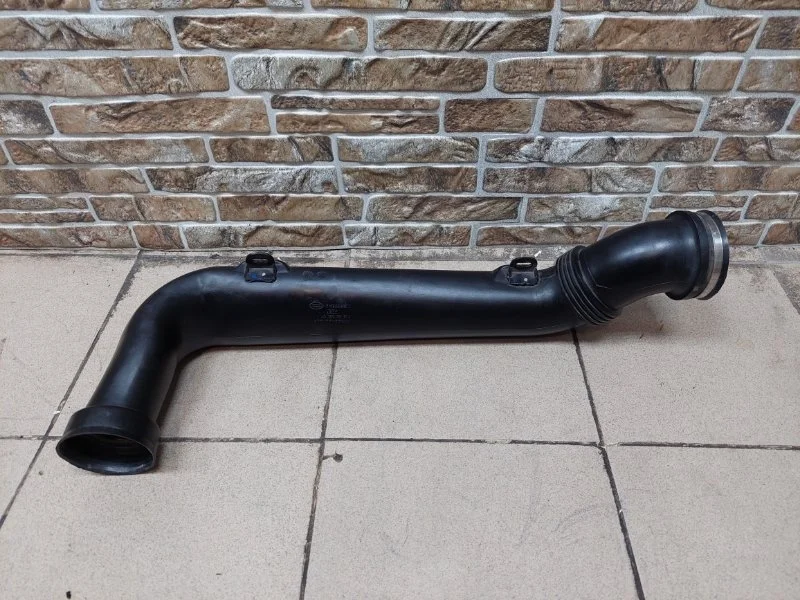 Патрубок воздушного фильтра Land Rover Range Sport 2008 L320