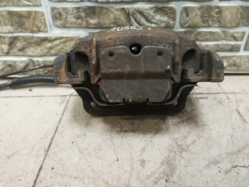 Суппорт тормозной BMW X5 2013 E70